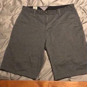Men’s Gray Volcom shorts